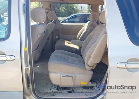 2001 Toyota Sienna Le из США, поврежденный, VIN 4T3ZF13C01U370198